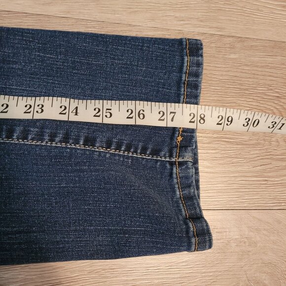 Vtg Levi's Jeans 6 S Perfectly Slimming 512 Straight Mid Rise Medium Wash Y2K - Picture 8 of 10